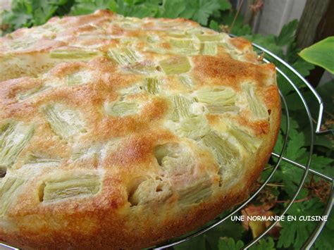 Gâteau à la rhubarbe mascarpone UNE NORMANDE EN CUISINE