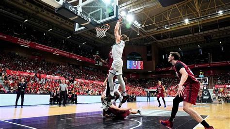 Unicaja Baloncesto vuelve a conquistar Murcia y tendrá un partido más