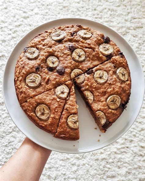 Vegan Chocolate Chip Banana Bread Cake 🍌🍫 And Who Wants The Recipe