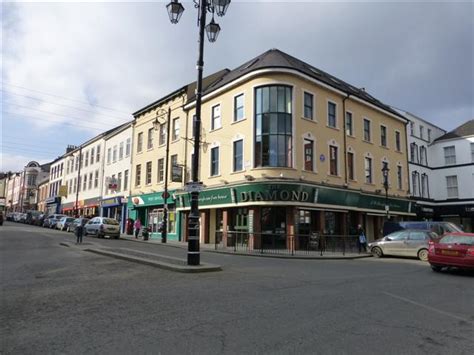 Wetherspoons Derry The Diamond © Kenneth Allen Geograph Ireland