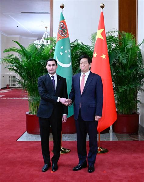 China S Top Legislator Meets Turkmen President People S Daily Online