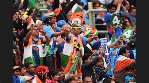 Top 5 Indian Cricket fans who display the country's craze for the sport ...