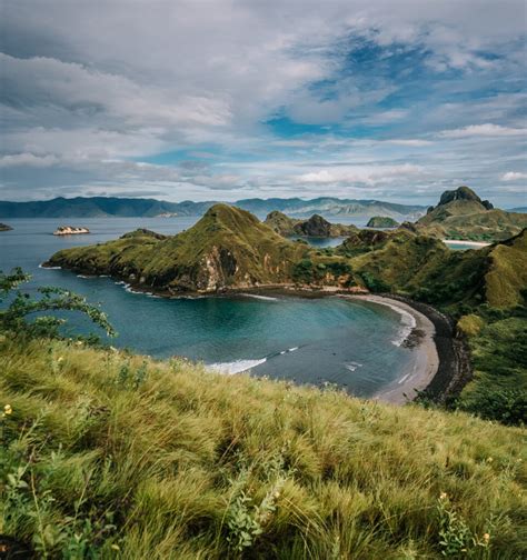 Padar Island | KOMODO EXPEDITION