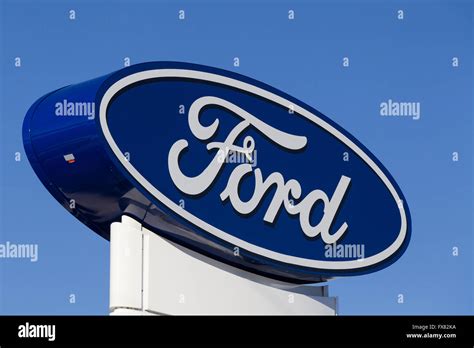 Ford Logo Fotograf As E Im Genes De Alta Resoluci N Alamy