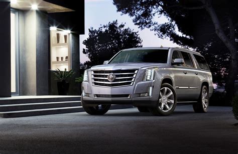 2015 Cadillac Escalade May Still Spawn Ext Pickup And Hybrid Variants Report