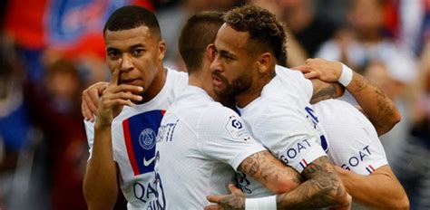 Mbappé Neymar le PSG répond aux rumeurs de départ