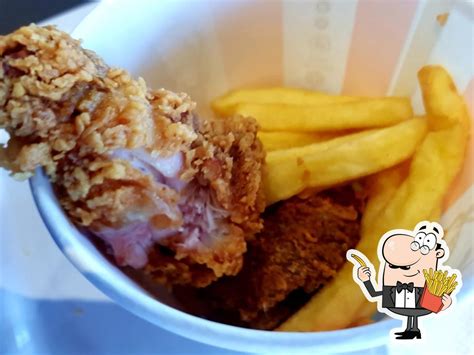 Kfc Daveyton Restaurant Benoni Shop Restaurant Menu And Reviews