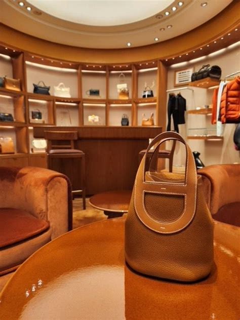 First Look at the New Hermès In the Loop Bag PurseBop Hermes