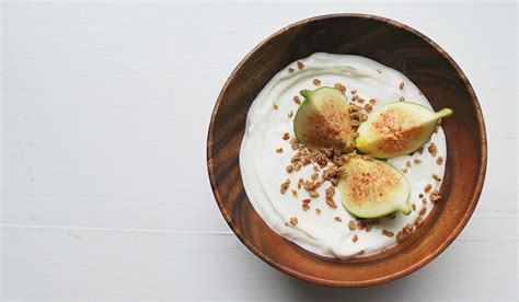 le yogourt islandais skyr Parfait aux figues fraîches