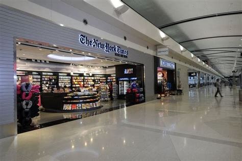 Best Airport Newsstand Travel Essential Winners 2018 Usa Today 10best