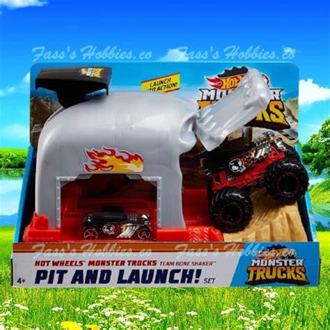 HOT WHEELS MONSTER TRUCK PIT AND LAUNCH PLAY SET BONE SHAKER RED PIT LAUNCH PLAY SET PIT AND