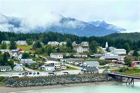 Haines, Alaska In A Day: Discover Art, Eagles, And Gin - Alaska Trippers