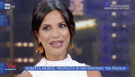 La metà perfetta esiste Roberta Morise incinta annuncia commossa