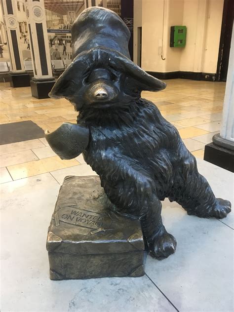 Statue of Paddington bear, Paddington Station, London