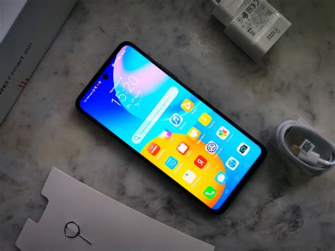 Большой экран и ёмкая батарея: тест-обзор смартфона Huawei P smart 2021