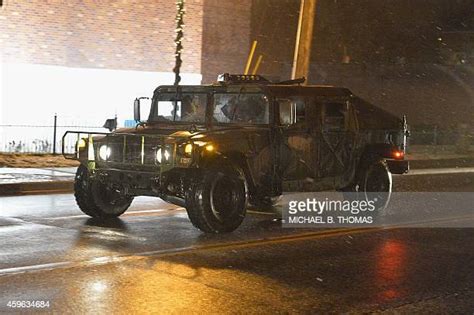 341 Humvee Police Stock Photos, High-Res Pictures, and Images - Getty ...