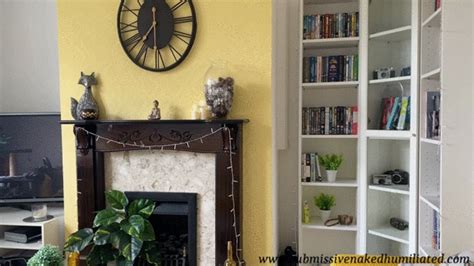 Estate Agent Ellie Roe Must Strip On Command Strip Em Naked Clips Sale