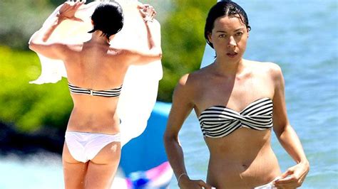 Beach Babe Aubrey Plaza Works Her Bikini Body In Hawaii 9 Hot Photos