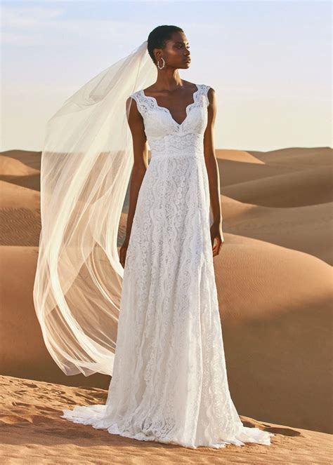 Simple Boho Wedding Dress Lace Wedding Dress Beach Wedding Etsy