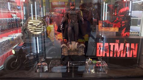 รีวิวภาพถ่ายจริง Hot Toys The Batman