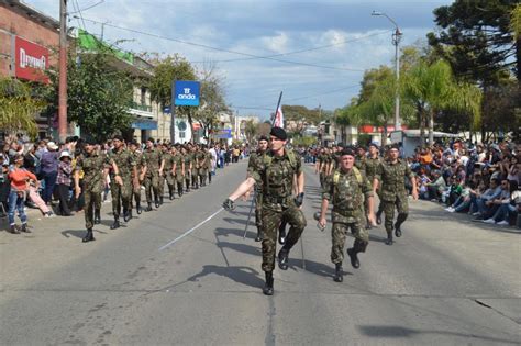 Rc Mec Participa Do Desfile Da Declaratoria De La Independencia De