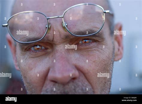 Man striking brown eyes reading hi-res stock photography and images - Alamy