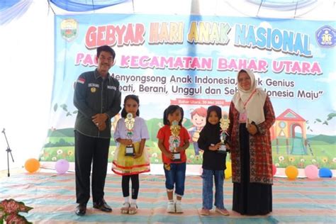 PJ Bupati Muaro Jambi Drs R Najmi Resmi Membuka Gebyar Hari Anak