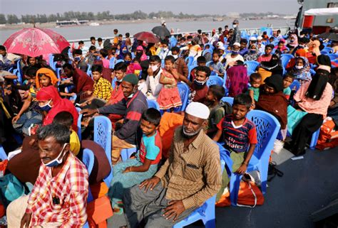 Bangladesh Set To Move Second Batch Of Rohingya Refugees To Remote Island Officials Astro Awani