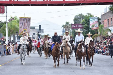 Disfrutan Gomezpalatinos Desfile Que Conmemora El 213 Aniversario Del