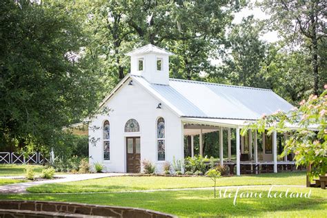 TownHall Texas Rustic Wedding and Event Venue | The Woodlands/Conroe