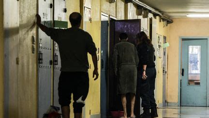 Prisons Le Nombre De D Tenus En France Atteint Un Nouveau Record En