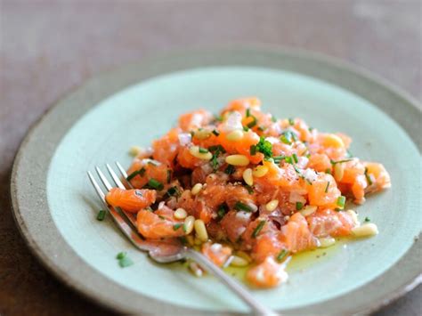 Tartare De Truite Aux Pignons Facile Et Rapide D Couvrez Les Recettes