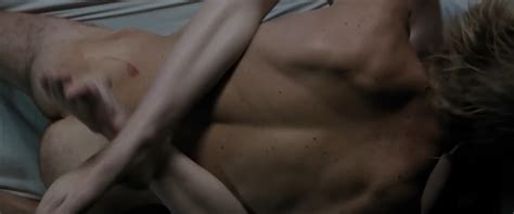 Nude Video Celebs Kelsey Reinhardt Nude Jordan Monaghan Nude La Sirena 2017