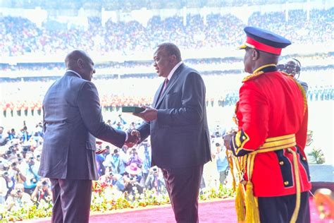 President Ruto Uhuru Handshake Loading Mambo Mseto