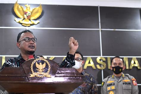 Komnas HAM Tegaskan Tersangka Tragedi Kanjuruhan Seharusnya Lebih Dari