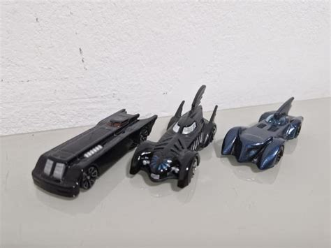Lote versões Batmóvel Hot Wheels The Animated Series Batman Forever Bravos e