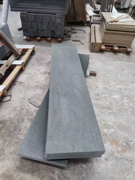 Wholesale Price Natural Stone Flamed Honed Tumbled Green Sandstone