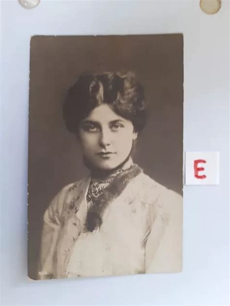 FOTO POSTKARTE DAME eine junge Frau mit schöne Frisur Fotokunst 13 5 x