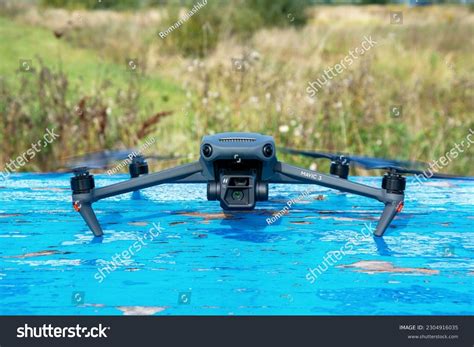 1 Mavik 3 Images, Stock Photos & Vectors | Shutterstock