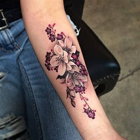 100 Herrliche Blumen Tattoo Entwürfe für Ihre eigene Inspiration