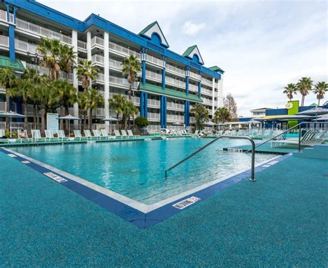 Holiday Inn Resort Orlando Suites - Waterpark (Orlando, FL): What to Know BEFORE You Bring Your ...