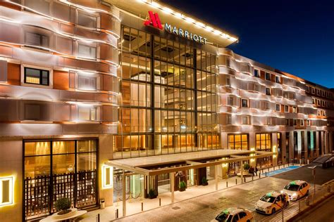 Night Facade - Madrid Marriott Auditorium