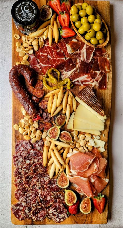 Spanish Charcuterie Board Charcuterie Recipes Food Lentil Dishes