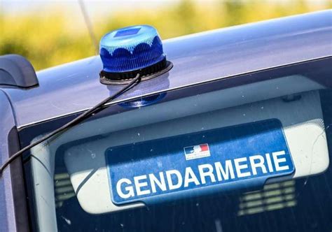 Une Militaire Tuée à Coups De Couteaux Près De Saumur Une Femme Tuée