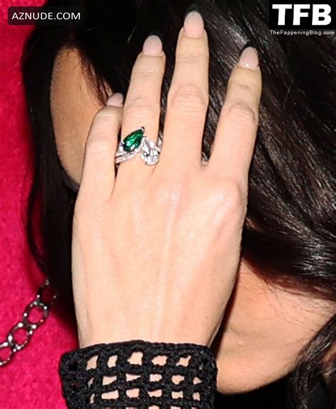 Megan Fox Sexy Seen Flaunting Her Hot Cleavage At The Dolce Gabbana