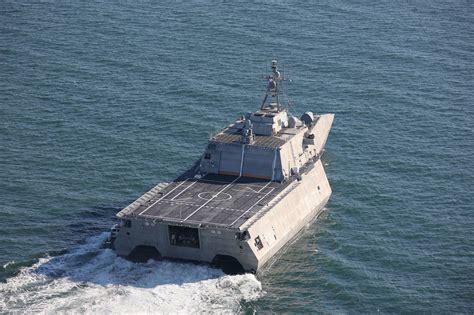 Shipbuilder Austal Usa Delivers Uss Canberra Lcs