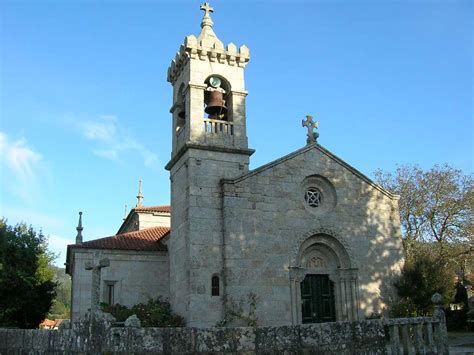 Iglesia De San Miguel De Peitieiros En Gondomar