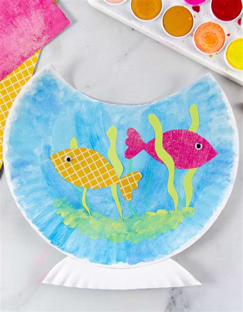 Paper Plate Fish Bowl Craft for Kids - 5 Minutes for Mom