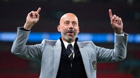 Trauer Um Italiens Fu Ball Legende Gianluca Vialli