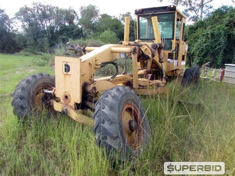 Mineração Jundu promove leilão de Caminhões e Máquinas Pesadas